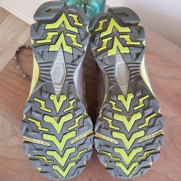 The North Face ultrATAC hiking shoes size 9 - Picture 6 of 8